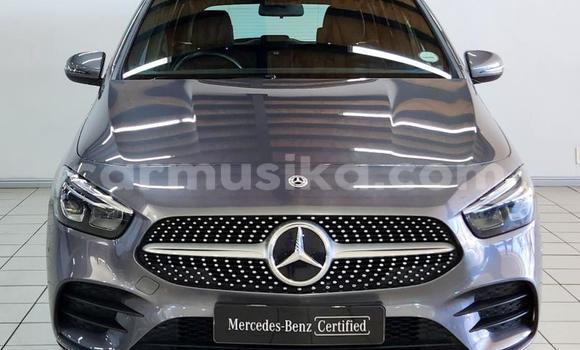 Buy Used Mercedes-Benz E200 Silver Car in Harare in Harare Buy Used Mercedes-Benz E200 Silver Car in Harare in Harare