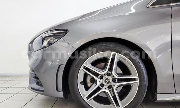 Buy Used Mercedes-Benz E200 Silver Car in Harare in Harare Buy Used Mercedes-Benz E200 Silver Car in Harare in Harare