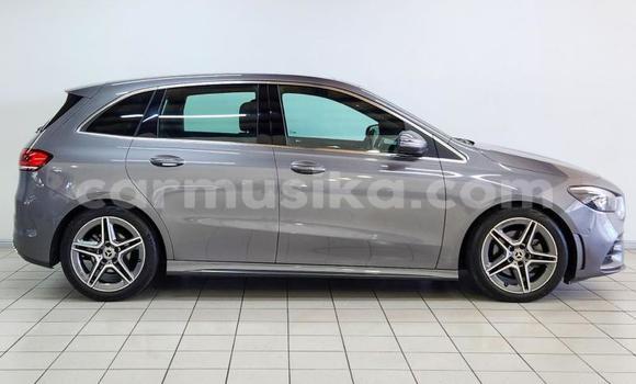 Buy Used Mercedes-Benz E200 Silver Car in Harare in Harare Buy Used Mercedes-Benz E200 Silver Car in Harare in Harare