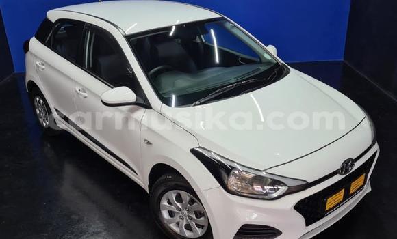 Buy Used Hyundai i20 White Car in Harare in Harare Buy Used Hyundai i20 White Car in Harare in Harare