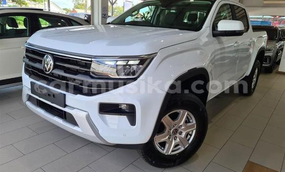 Tenga Tsaru Volkswagen Amarok Chena Mota in Harare in Harare Tenga Tsaru Volkswagen Amarok Chena Mota in Harare in Harare