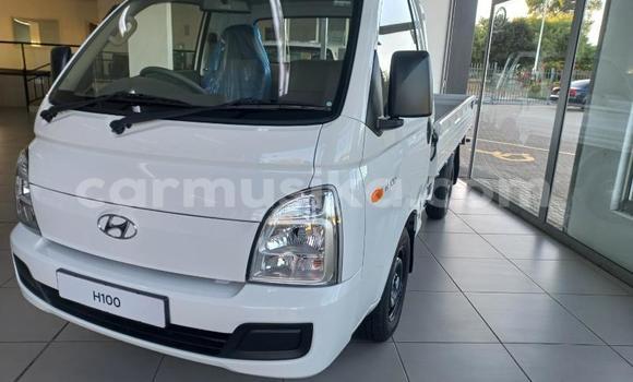 Acheter Occasion Voiture Hyundai H1 Blanc à Harare, Harare