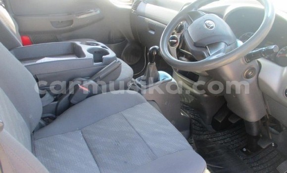 Nunua Ilio tumika Kia K2700 Nyeupe Lori ndani ya Beitbridge nchini Matabeleland Kusini Nunua Ilio tumika Kia K2700 Nyeupe Lori ndani ya Beitbridge nchini Matabeleland Kusini