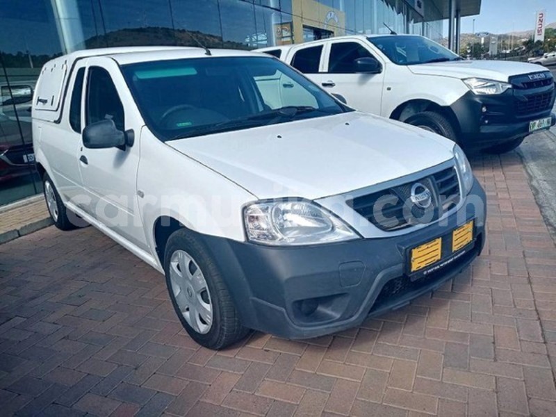 Big with watermark nissan np 300 matabeleland south beitbridge 33185