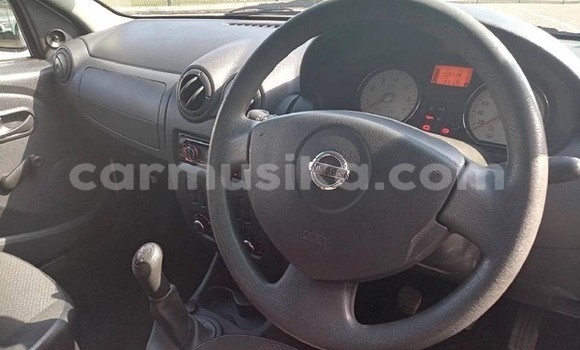 Nunua Ilio tumika Nissan NP 300 Nyeupe Gari ndani ya Beitbridge nchini Matabeleland Kusini Nunua Ilio tumika Nissan NP 300 Nyeupe Gari ndani ya Beitbridge nchini Matabeleland Kusini