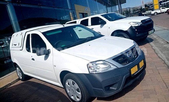 Nunua Ilio tumika Nissan NP 300 Nyeupe Gari ndani ya Beitbridge nchini Matabeleland Kusini Nunua Ilio tumika Nissan NP 300 Nyeupe Gari ndani ya Beitbridge nchini Matabeleland Kusini
