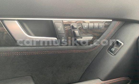 Acheter Occasion Voiture Mercedes‒Benz C–Class Gris à Beitbridge, Matabeleland South Acheter Occasion Voiture Mercedes‒Benz C–Class Gris à Beitbridge, Matabeleland South
