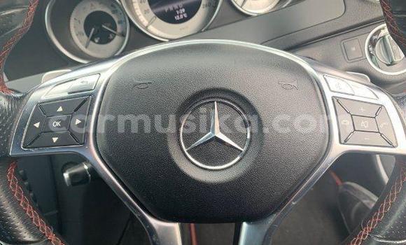 Acheter Occasion Voiture Mercedes‒Benz C–Class Gris à Beitbridge, Matabeleland South Acheter Occasion Voiture Mercedes‒Benz C–Class Gris à Beitbridge, Matabeleland South