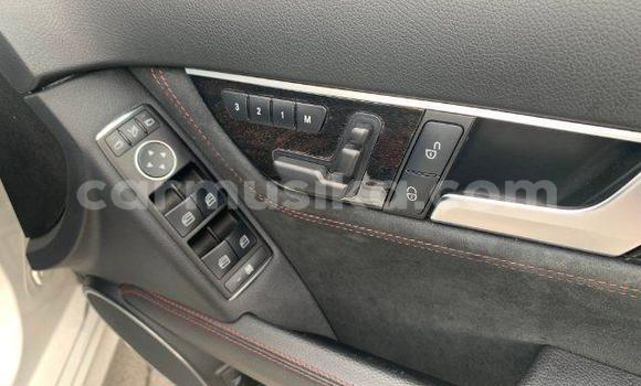 Acheter Occasion Voiture Mercedes‒Benz C–Class Gris à Beitbridge, Matabeleland South Acheter Occasion Voiture Mercedes‒Benz C–Class Gris à Beitbridge, Matabeleland South