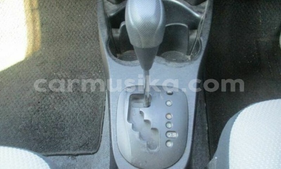 Buy Used Toyota Vitz White Car in Beitbridge in Matabeleland South Buy Used Toyota Vitz White Car in Beitbridge in Matabeleland South