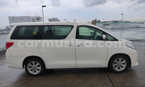 Acheter Occasion Voiture Toyota Alphard Autre à Beitbridge, Matabeleland South Acheter Occasion Voiture Toyota Alphard Autre à Beitbridge, Matabeleland South