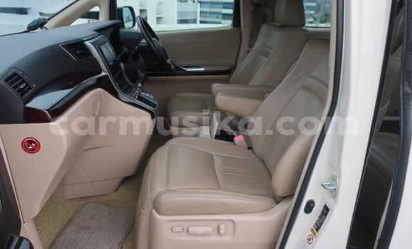 Acheter Occasion Voiture Toyota Alphard Autre à Beitbridge, Matabeleland South Acheter Occasion Voiture Toyota Alphard Autre à Beitbridge, Matabeleland South