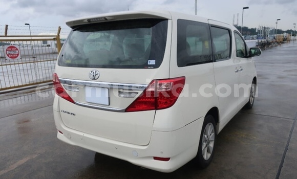 Acheter Occasion Voiture Toyota Alphard Autre à Beitbridge, Matabeleland South Acheter Occasion Voiture Toyota Alphard Autre à Beitbridge, Matabeleland South