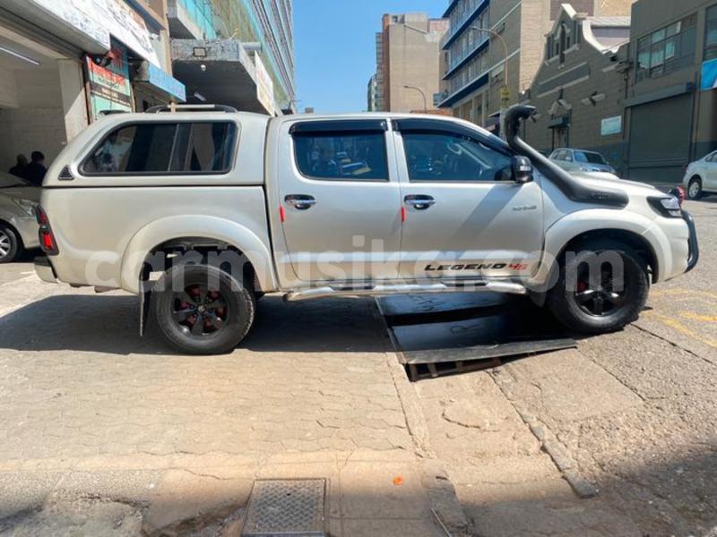 Big with watermark toyota hilux matabeleland south beitbridge 33197