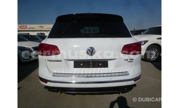 Tenga Imported Volkswagen Touareg Chena Mota in Import - Dubai in Harare Tenga Imported Volkswagen Touareg Chena Mota in Import - Dubai in Harare