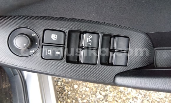 Buy Used Mazda Axela Silver Car in Beitbridge in Matabeleland South Buy Used Mazda Axela Silver Car in Beitbridge in Matabeleland South