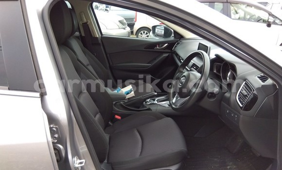 Buy Used Mazda Axela Silver Car in Beitbridge in Matabeleland South Buy Used Mazda Axela Silver Car in Beitbridge in Matabeleland South