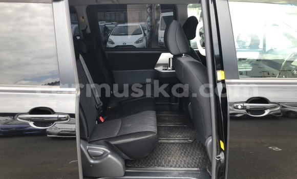 Buy Used Toyota Noah Black Car in Beitbridge in Matabeleland South Buy Used Toyota Noah Black Car in Beitbridge in Matabeleland South