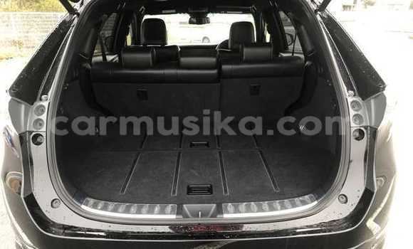 Nunua Ilio tumika Toyota Harrier Nyeusi Gari ndani ya Beitbridge nchini Matabeleland Kusini Nunua Ilio tumika Toyota Harrier Nyeusi Gari ndani ya Beitbridge nchini Matabeleland Kusini