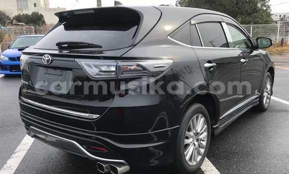 Nunua Ilio tumika Toyota Harrier Nyeusi Gari ndani ya Beitbridge nchini Matabeleland Kusini Nunua Ilio tumika Toyota Harrier Nyeusi Gari ndani ya Beitbridge nchini Matabeleland Kusini