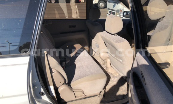 Acheter Occasion Voiture Toyota Gaia Blanc à Beitbridge, Matabeleland South Acheter Occasion Voiture Toyota Gaia Blanc à Beitbridge, Matabeleland South