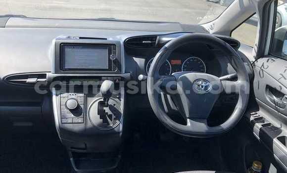 Nunua Ilio tumika Toyota Wish Nyeupe Gari ndani ya Beitbridge nchini Matabeleland Kusini Nunua Ilio tumika Toyota Wish Nyeupe Gari ndani ya Beitbridge nchini Matabeleland Kusini