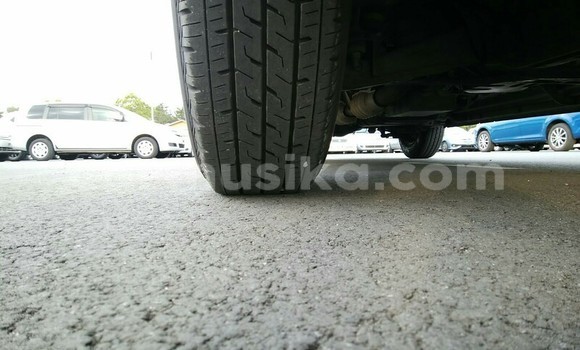 Acheter Occasion Voiture Toyota Hiace Gris à Beitbridge, Matabeleland South Acheter Occasion Voiture Toyota Hiace Gris à Beitbridge, Matabeleland South