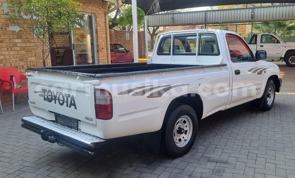 Acheter Occasion Voiture Toyota Hilux Blanc à Beitbridge, Matabeleland South Acheter Occasion Voiture Toyota Hilux Blanc à Beitbridge, Matabeleland South
