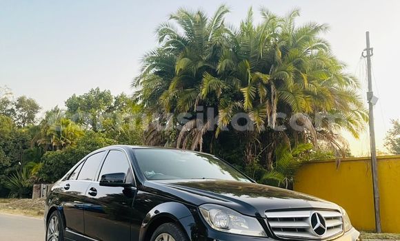 Acheter Occasion Voiture Mercedes-Benz C180 COUPE Noir à Harare, Harare
