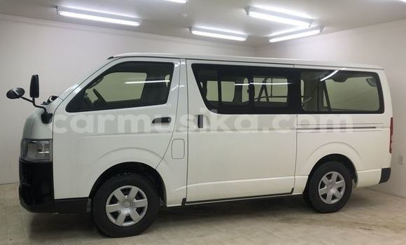 Acheter Occasion Voiture Toyota Hiace Blanc à Harare, Harare Acheter Occasion Voiture Toyota Hiace Blanc à Harare, Harare