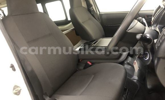 Acheter Occasion Voiture Toyota Hiace Blanc à Harare, Harare Acheter Occasion Voiture Toyota Hiace Blanc à Harare, Harare