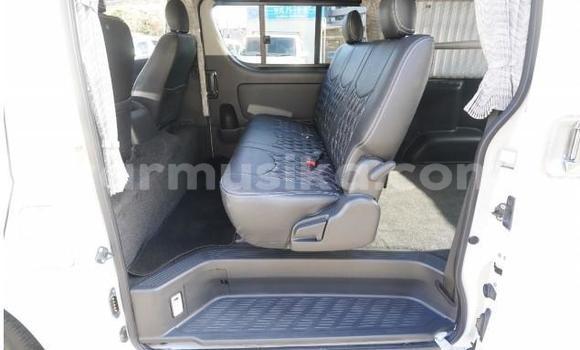 Acheter Occasion Voiture Toyota Hiace Blanc à Harare, Harare Acheter Occasion Voiture Toyota Hiace Blanc à Harare, Harare