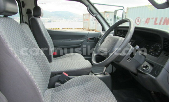 Acheter Occasion Voiture Toyota Hiace Blanc à Harare, Harare Acheter Occasion Voiture Toyota Hiace Blanc à Harare, Harare