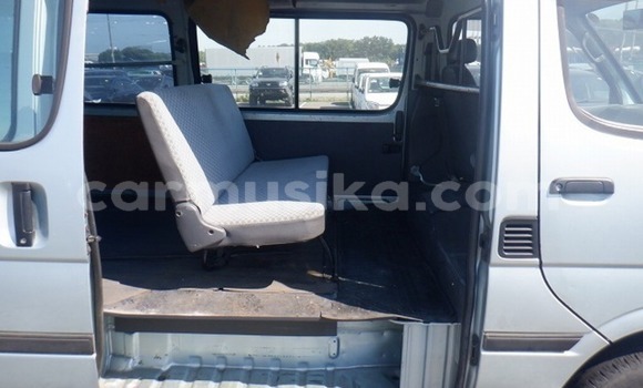 Acheter Occasion Voiture Toyota Hiace Bleu à Harare, Harare Acheter Occasion Voiture Toyota Hiace Bleu à Harare, Harare