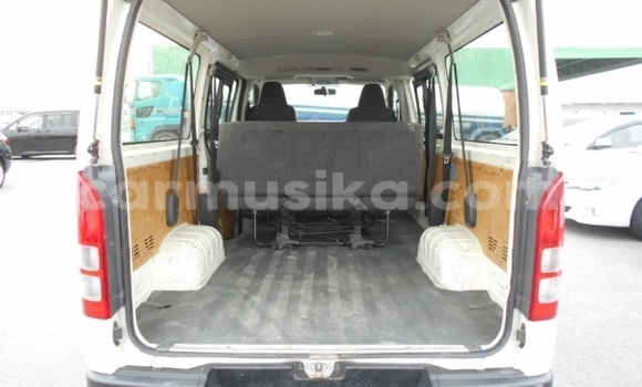 Acheter Occasion Voiture Toyota Hiace Blanc à Harare, Harare Acheter Occasion Voiture Toyota Hiace Blanc à Harare, Harare