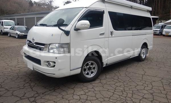 Acheter Occasion Voiture Toyota Hiace Blanc à Chitungwiza, Harare Acheter Occasion Voiture Toyota Hiace Blanc à Chitungwiza, Harare