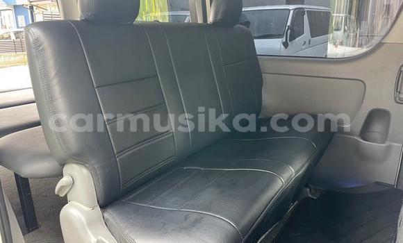 Acheter Occasion Voiture Toyota Hiace Blanc à Chitungwiza, Harare Acheter Occasion Voiture Toyota Hiace Blanc à Chitungwiza, Harare