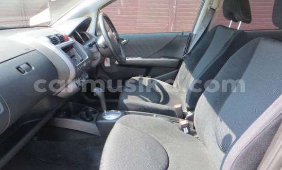 Acheter Occasion Voiture Honda Fit Gris à Chitungwiza, Harare Acheter Occasion Voiture Honda Fit Gris à Chitungwiza, Harare