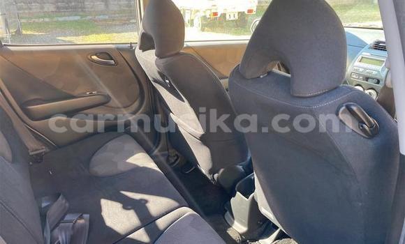 Acheter Occasion Voiture Honda Fit Gris à Mutare, Manicaland Acheter Occasion Voiture Honda Fit Gris à Mutare, Manicaland