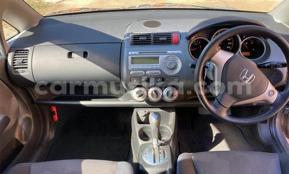 Acheter Occasion Voiture Honda Fit Gris à Mutare, Manicaland Acheter Occasion Voiture Honda Fit Gris à Mutare, Manicaland