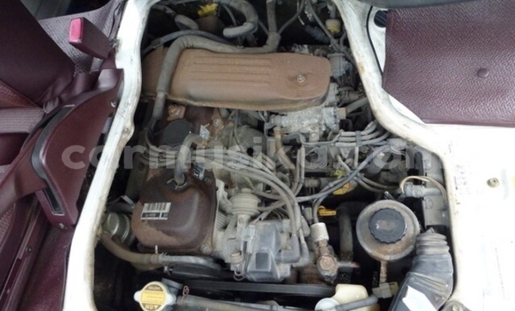 Buy Used Toyota Hiace White Car in Beitbridge in Matabeleland South Buy Used Toyota Hiace White Car in Beitbridge in Matabeleland South