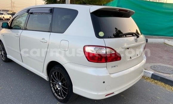 Acheter Occasion Voiture Toyota Ipsum Blanc à Beitbridge, Matabeleland South Acheter Occasion Voiture Toyota Ipsum Blanc à Beitbridge, Matabeleland South