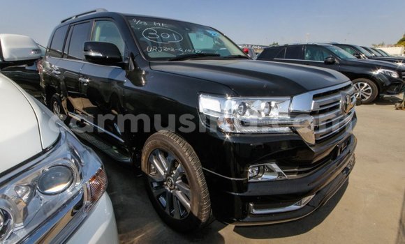 Tenga Imported Toyota Land Cruiser Nhema Mota in Import - Dubai in Harare Tenga Imported Toyota Land Cruiser Nhema Mota in Import - Dubai in Harare