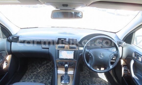 Tenga Tsaru Mercedes‒Benz C–Class Nhema Mota in Beitbridge in Matabeleland South Tenga Tsaru Mercedes‒Benz C–Class Nhema Mota in Beitbridge in Matabeleland South