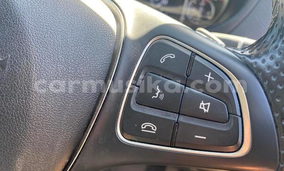 Buy Used Mercedes‒Benz Vito Black Car in Beitbridge in Matabeleland South Buy Used Mercedes‒Benz Vito Black Car in Beitbridge in Matabeleland South