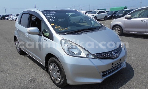 Buy Used Honda Fit Silver Car in Beitbridge in Matabeleland South