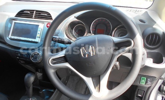 Acheter Occasion Voiture Honda Fit Gris à Beitbridge, Matabeleland South Acheter Occasion Voiture Honda Fit Gris à Beitbridge, Matabeleland South