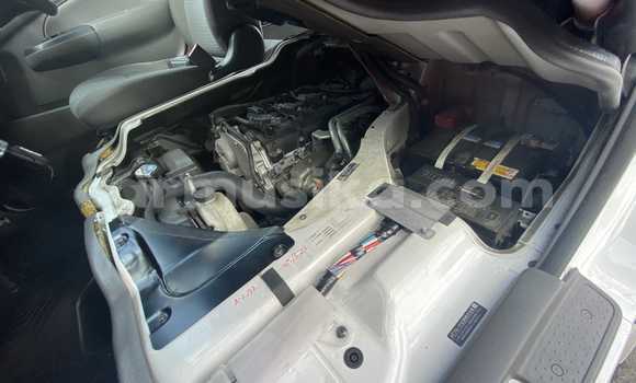 Buy Used Nissan NV350 Caravan White Car in Beitbridge in Matabeleland South Buy Used Nissan NV350 Caravan White Car in Beitbridge in Matabeleland South