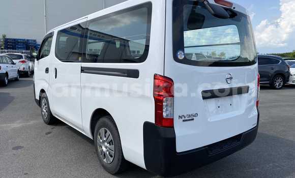 Buy Used Nissan NV350 Caravan White Car in Beitbridge in Matabeleland South Buy Used Nissan NV350 Caravan White Car in Beitbridge in Matabeleland South