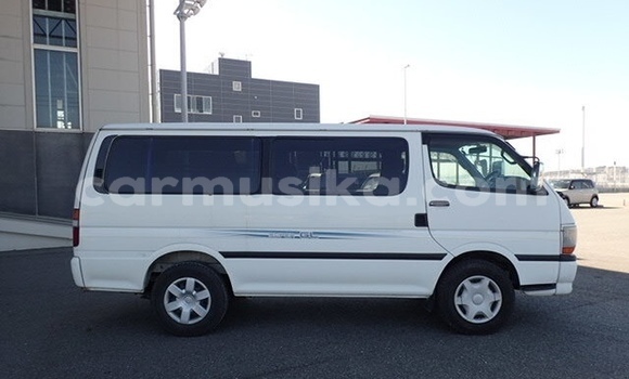 Tenga Tsaru Toyota Hiace Chena Mota in Beitbridge in Matabeleland South Tenga Tsaru Toyota Hiace Chena Mota in Beitbridge in Matabeleland South